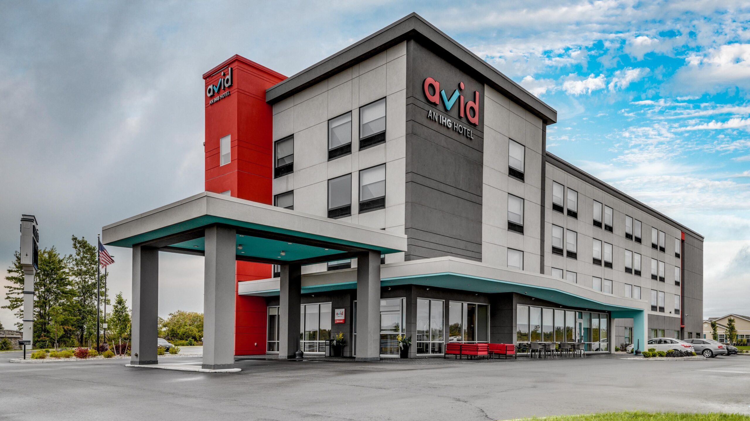 6PM partners with ACRE Holdings to purchase Avid Hotel in Zeeland